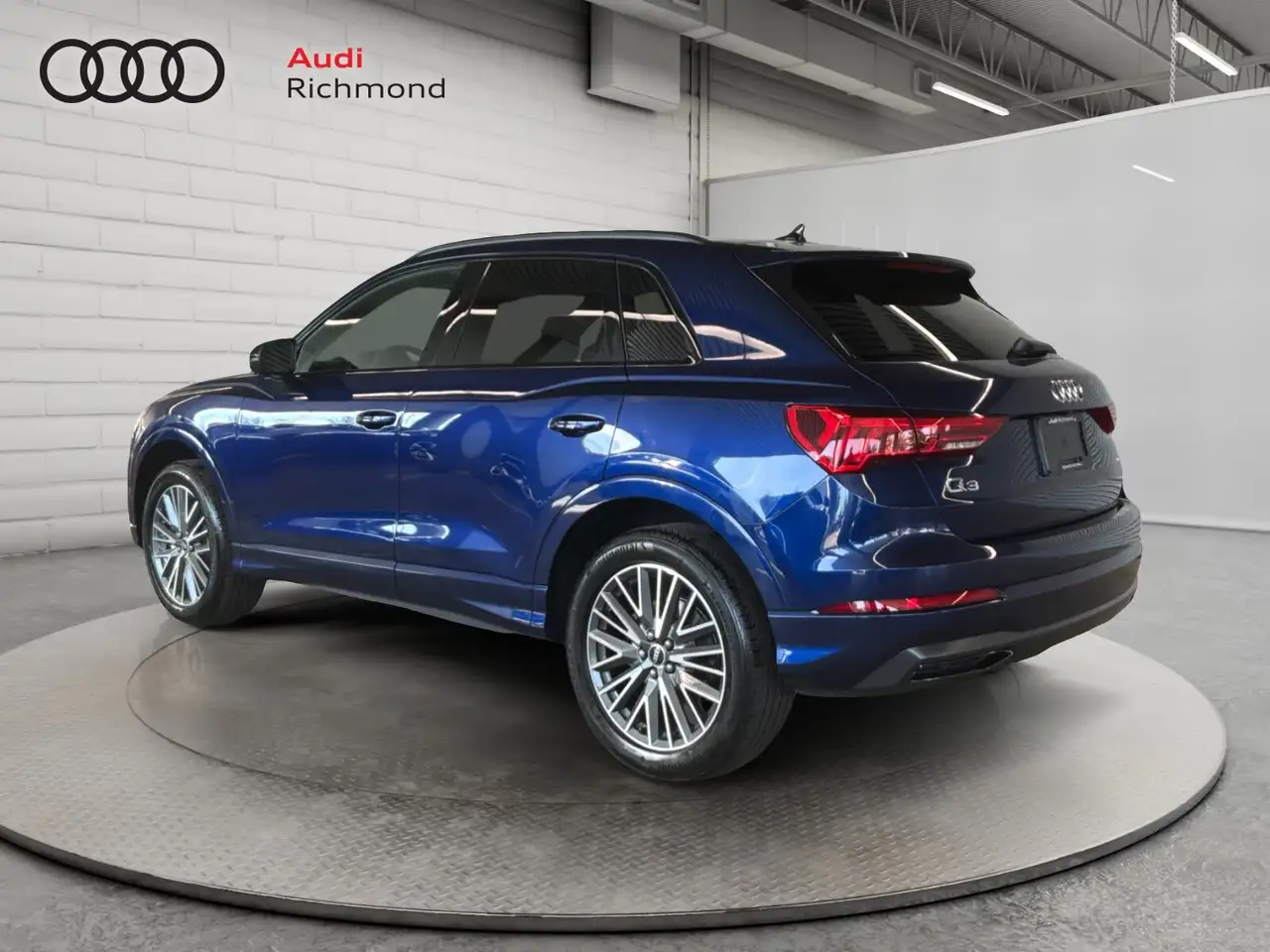 Audi Q3 - Image 3