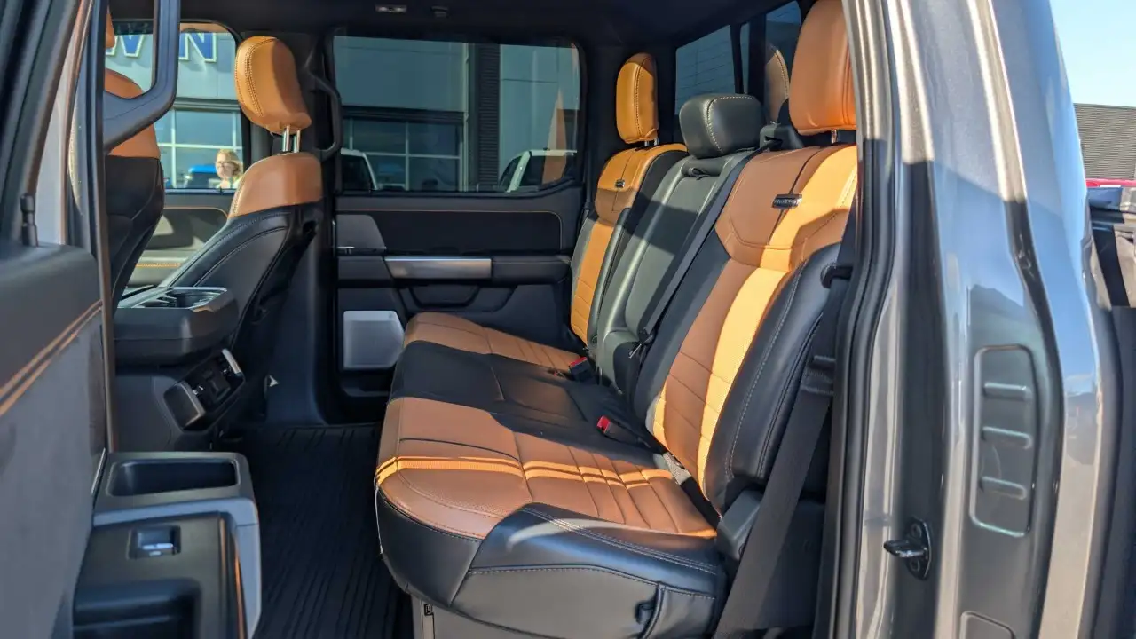 Ford F-150 - Image 11