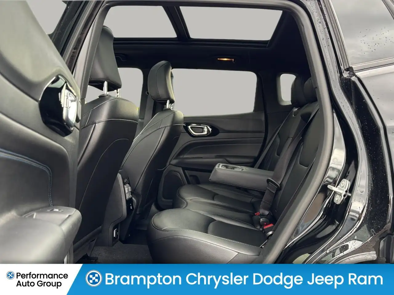 Jeep Compass - Image 12