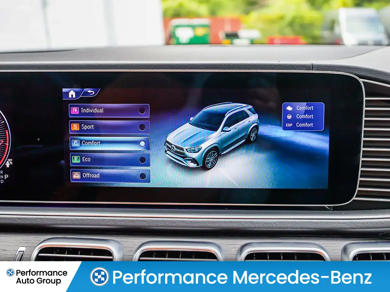Mercedes-Benz GLE - Image 22