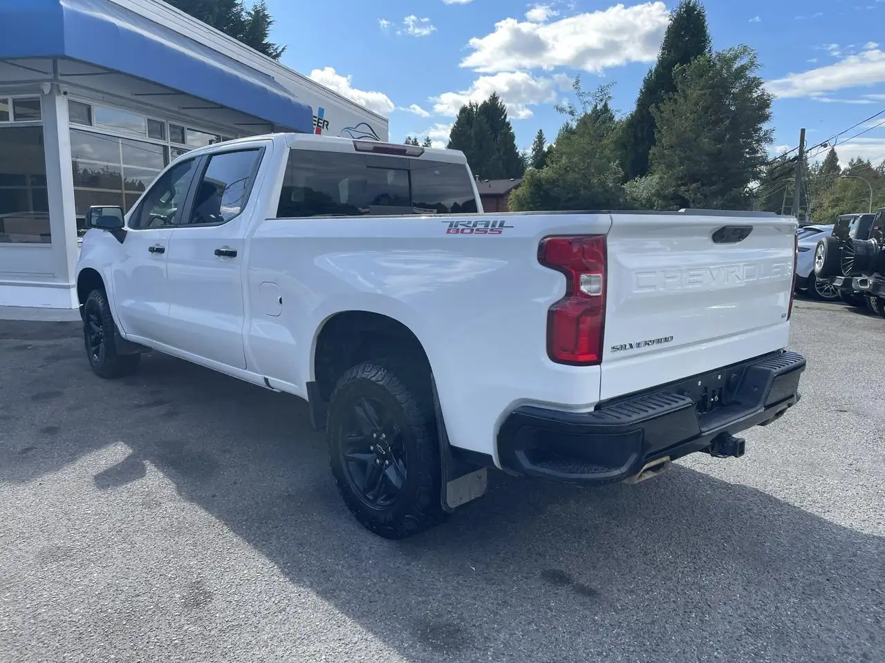 Chevrolet Silverado 1500 - Image 7