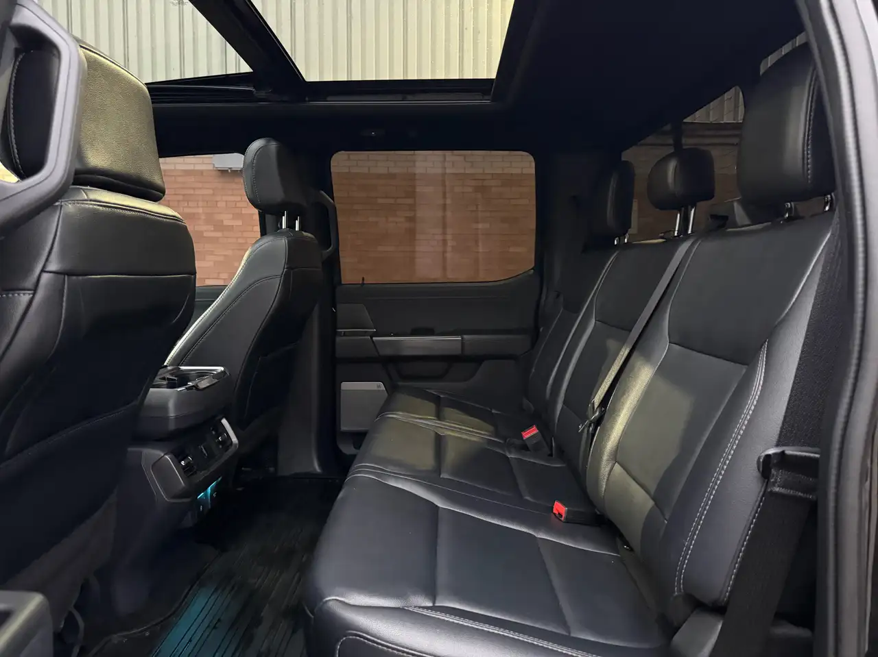 Ford F-150 - Image 14