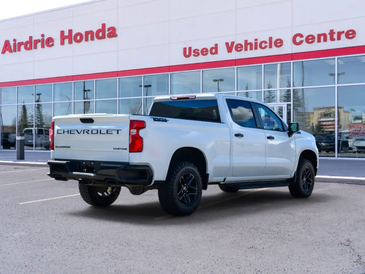 Chevrolet Silverado 1500 - Image 4