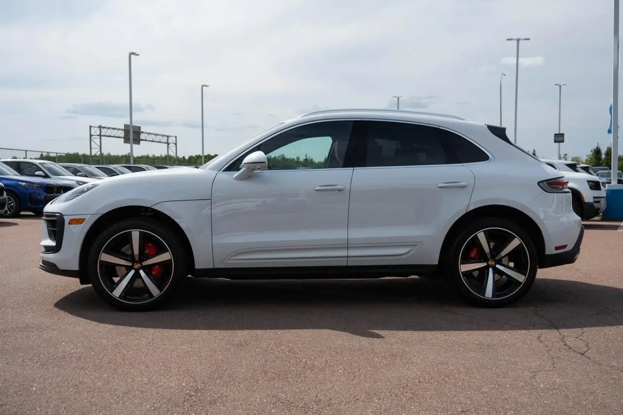 Porsche Macan - Image 4