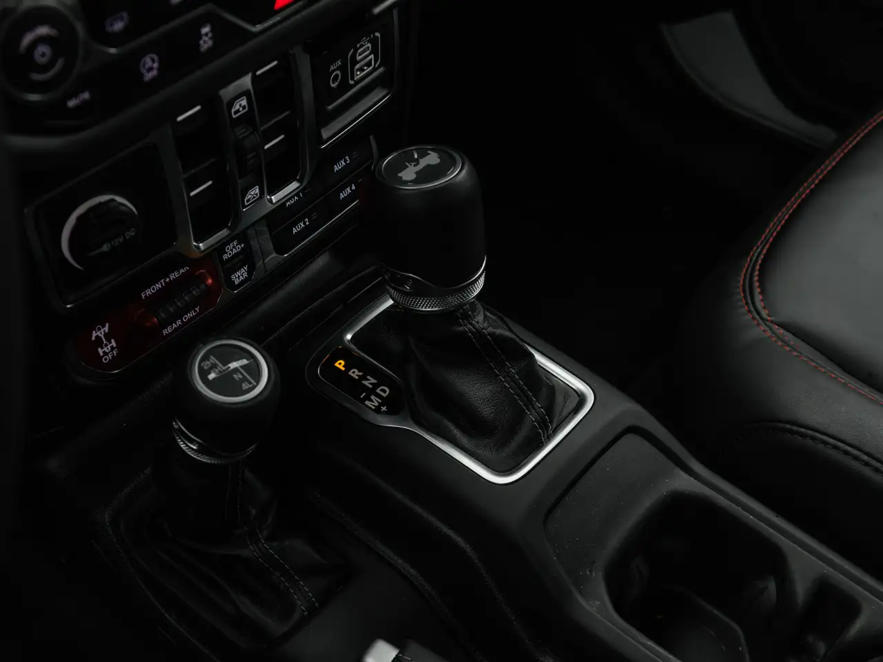 Jeep Wrangler - Image 15