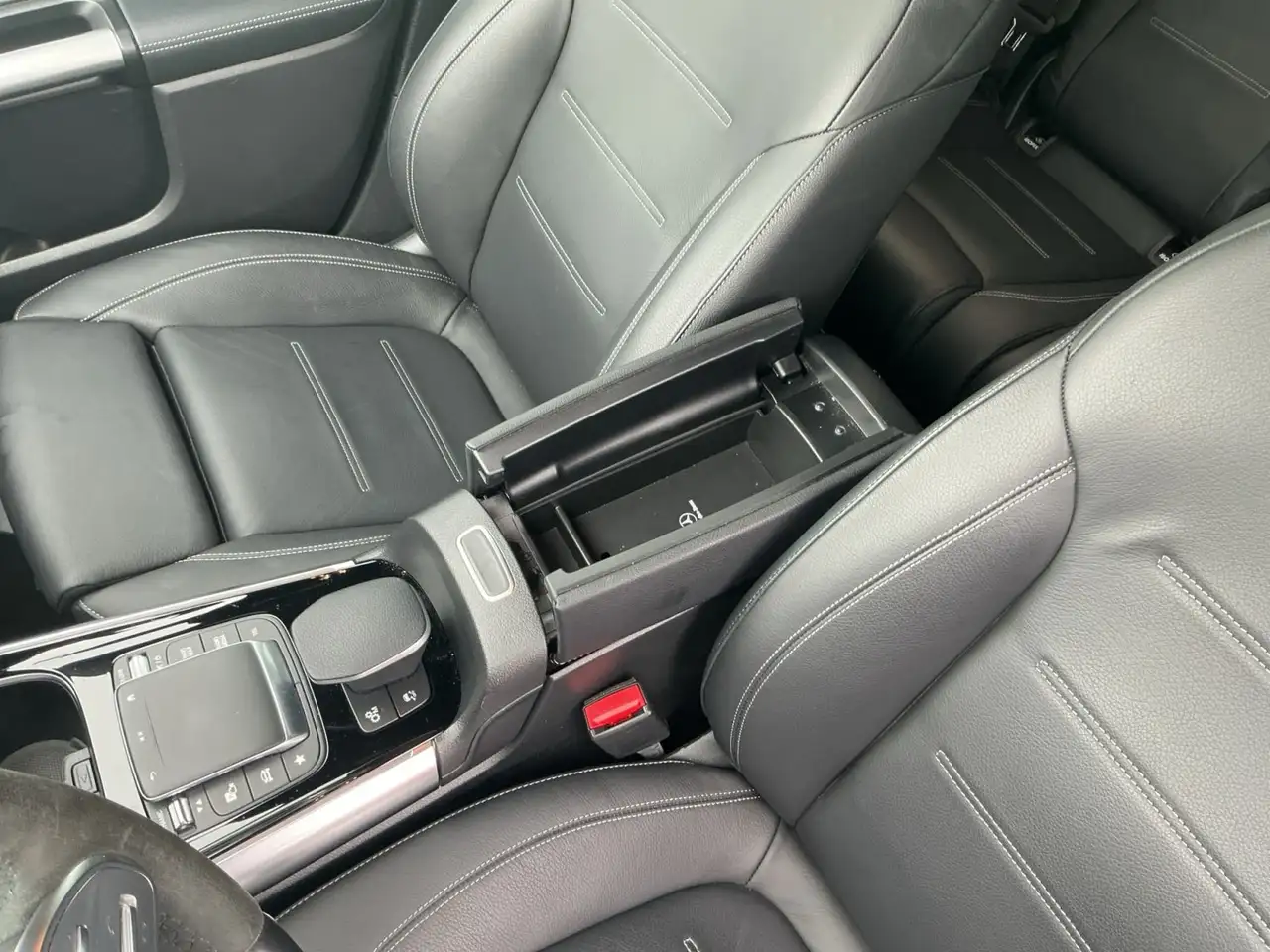 Mercedes-Benz GLA - Image 15