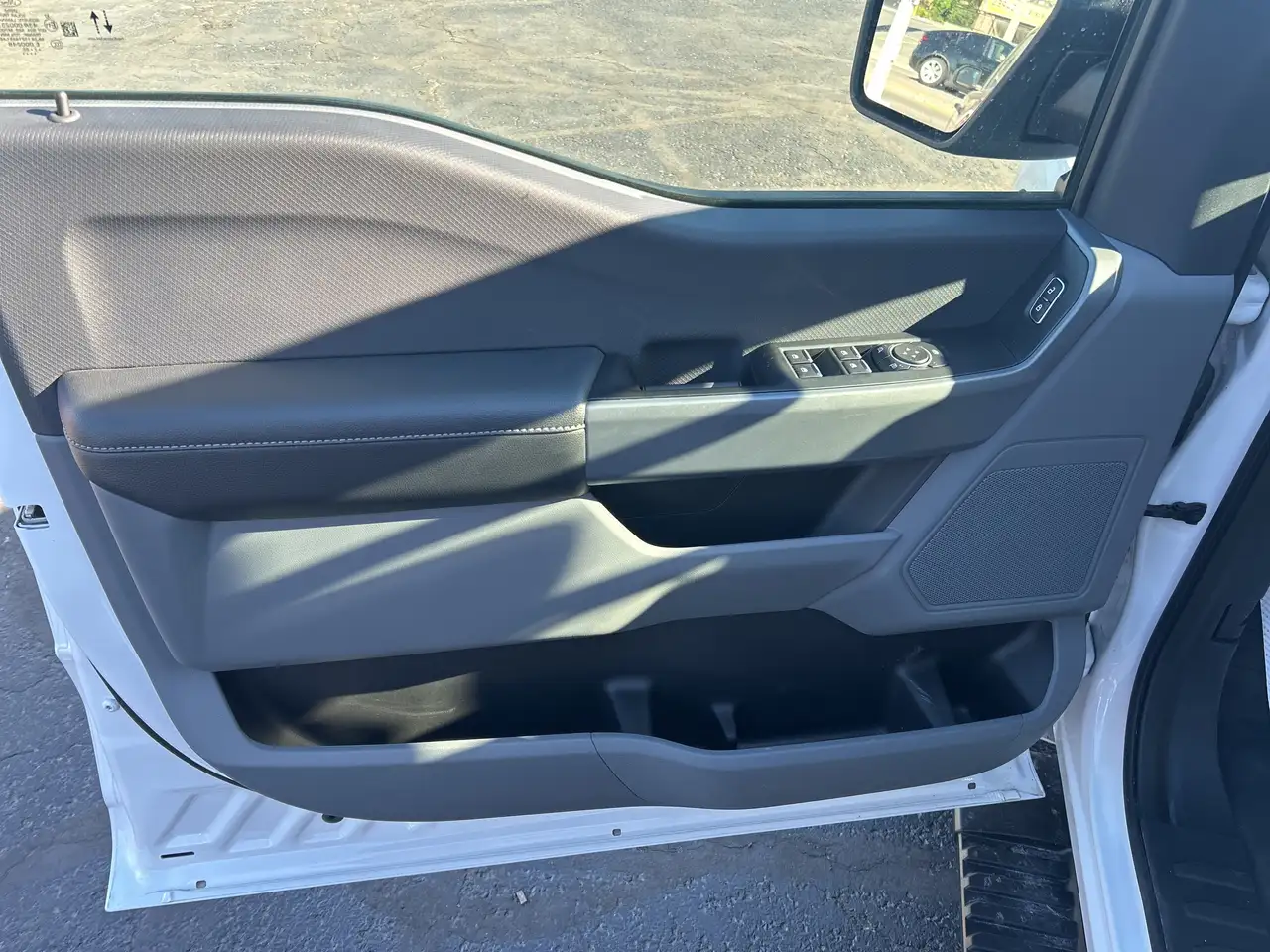 Ford F-150 - Image 10