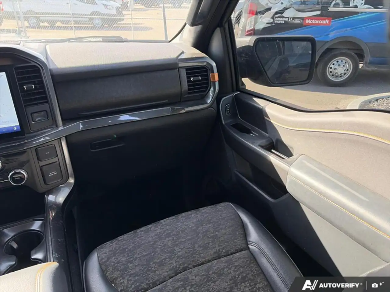 Ford F-150 - Image 25