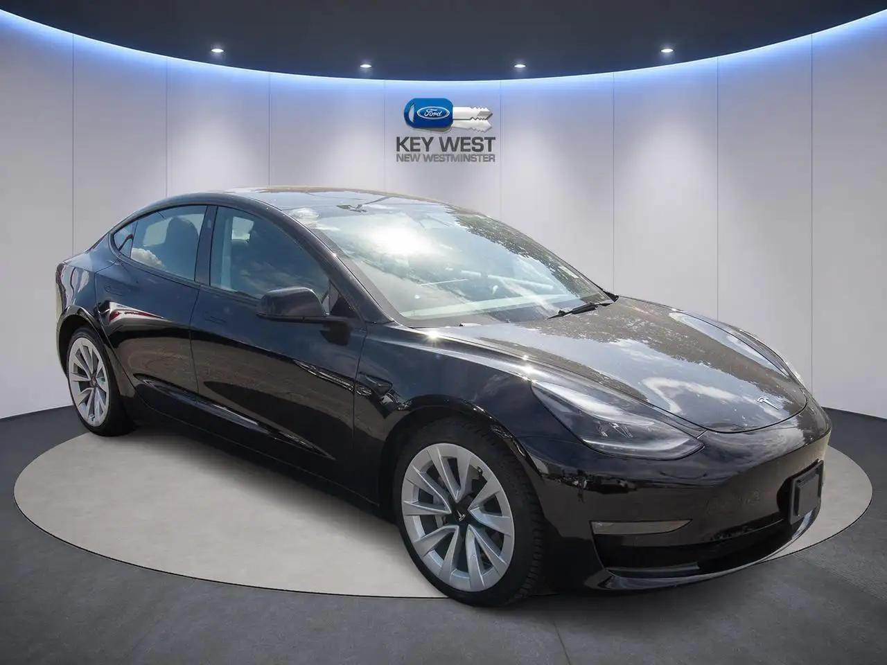 Tesla Model 3 - Image 4