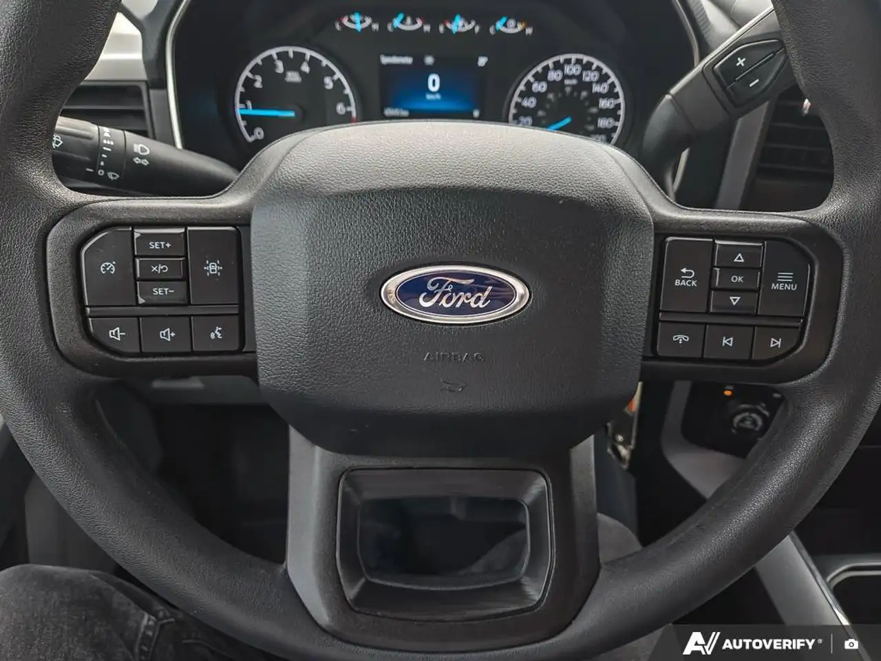 Ford F-150 - Image 21