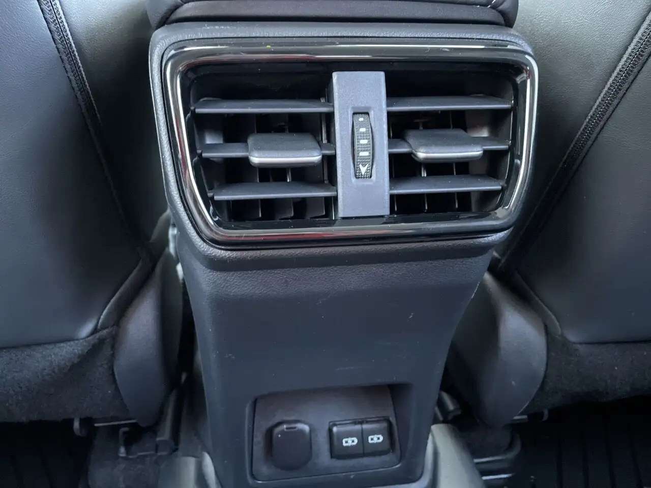Lexus NX - Image 25