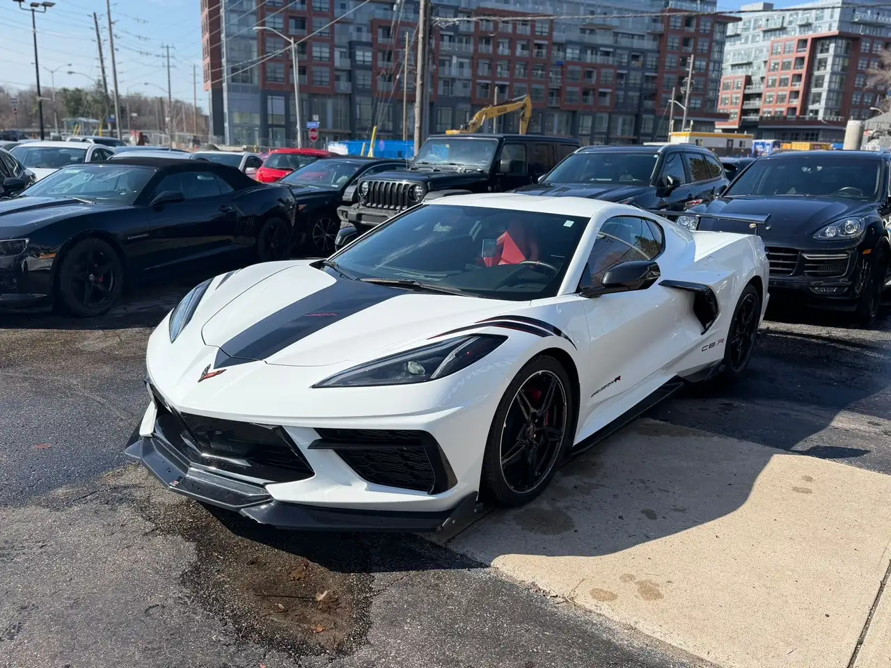 Chevrolet Corvette - Image 13