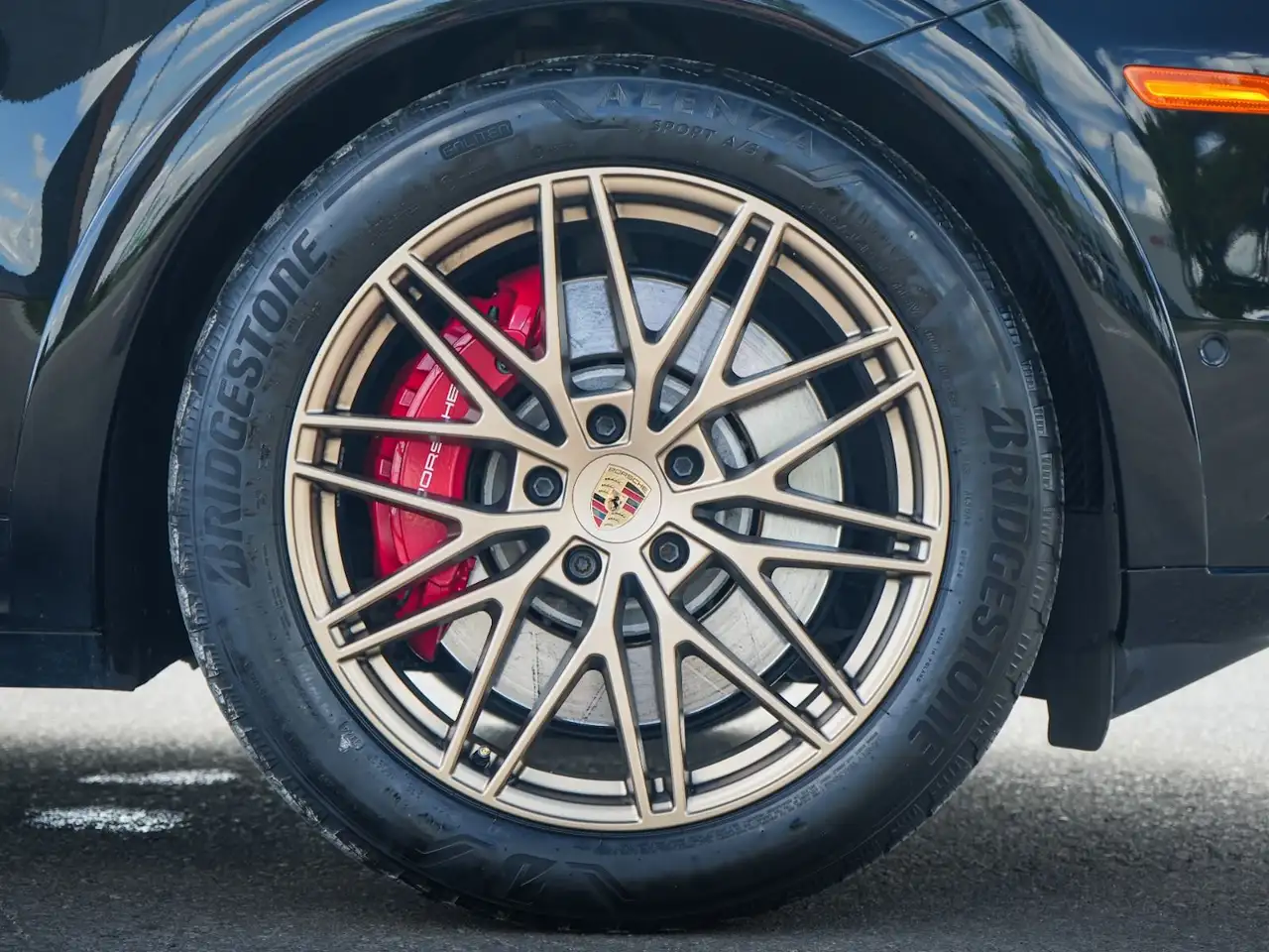 Porsche Cayenne - Image 2