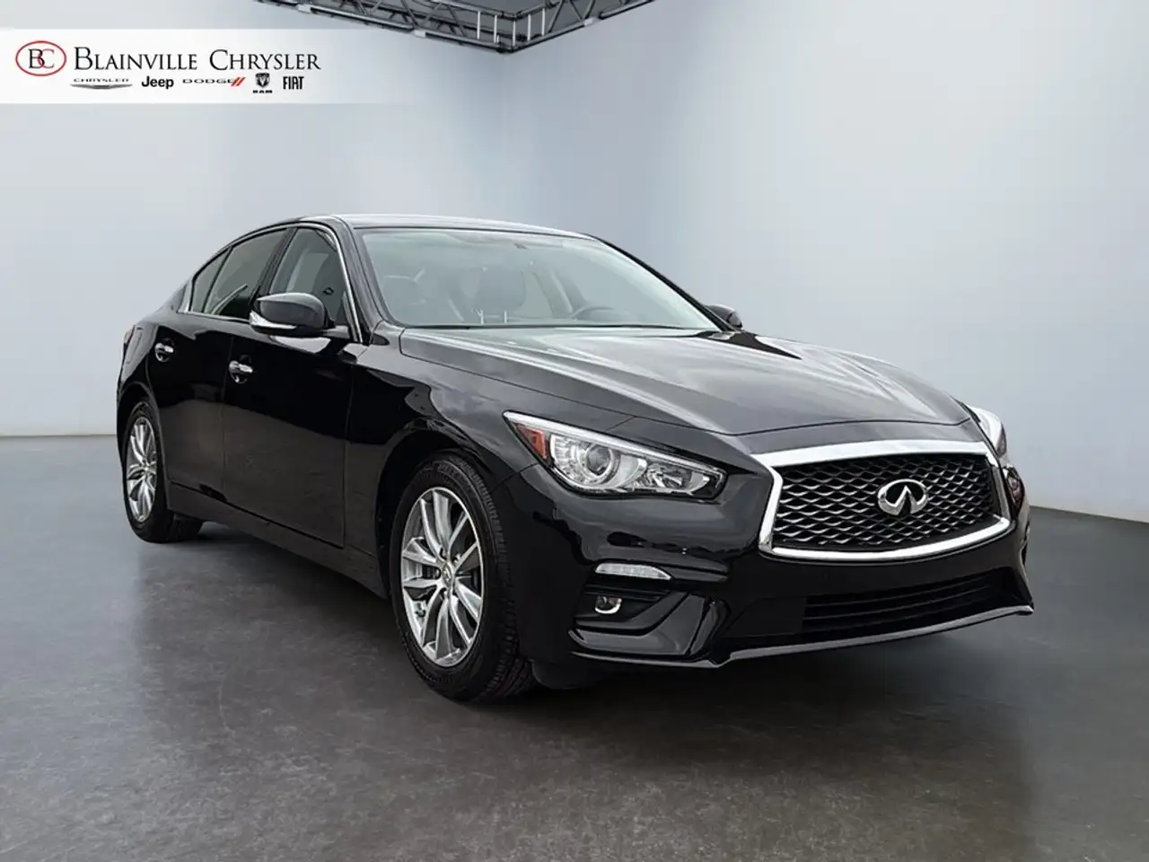 Infiniti Q50 - Image 10