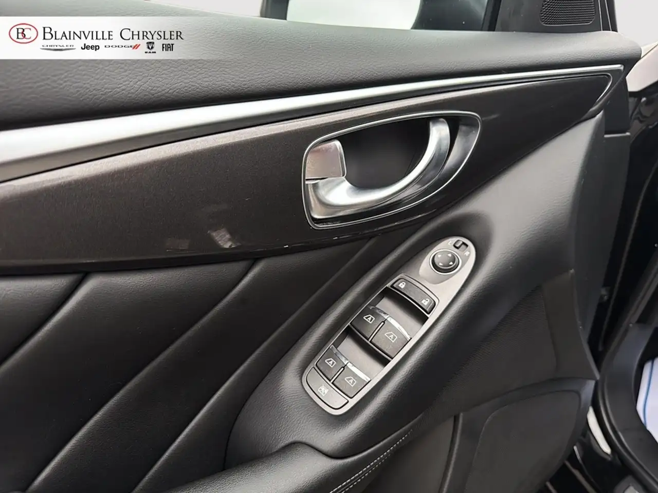 Infiniti Q50 - Image 11