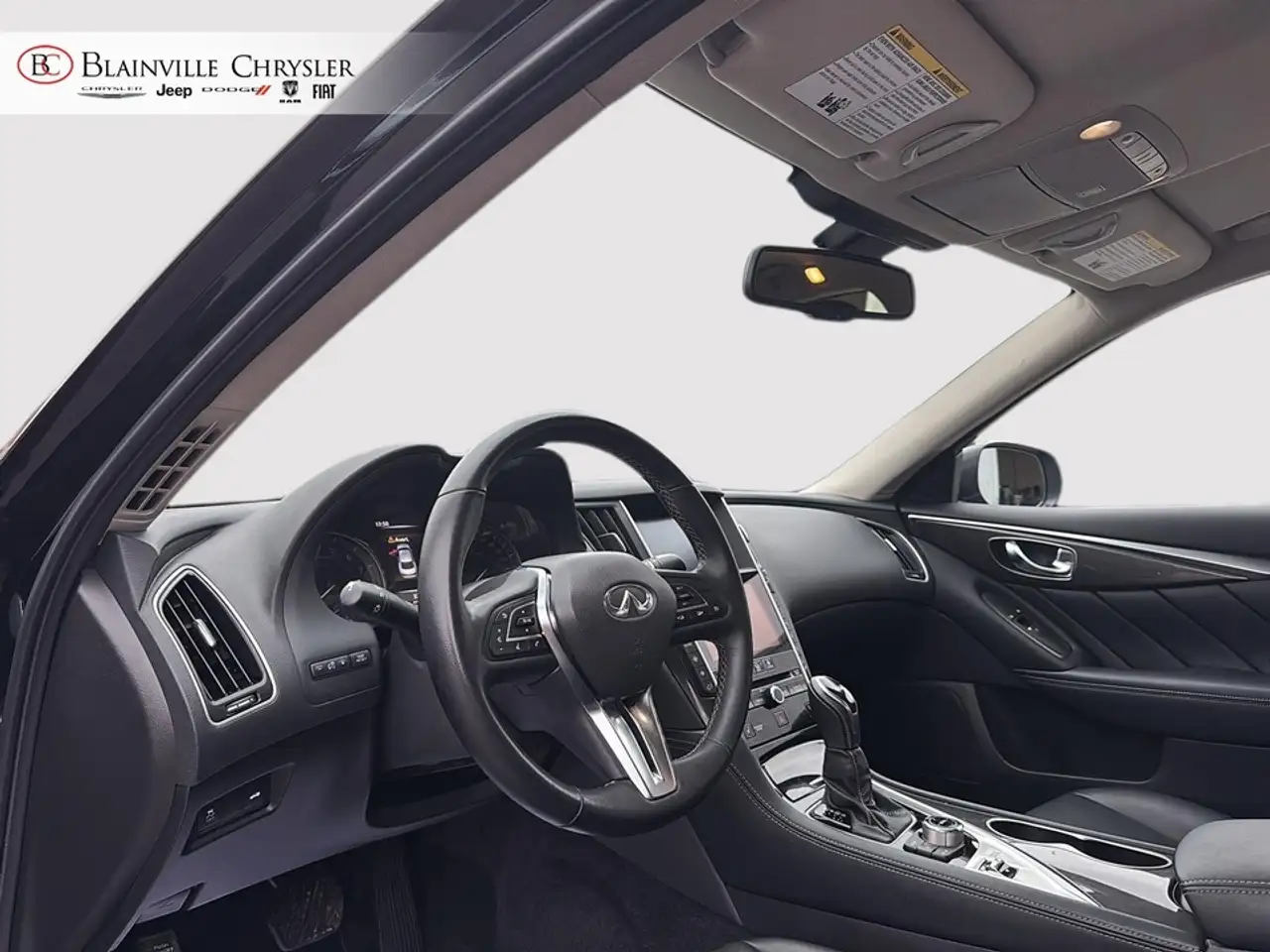 Infiniti Q50 - Image 12