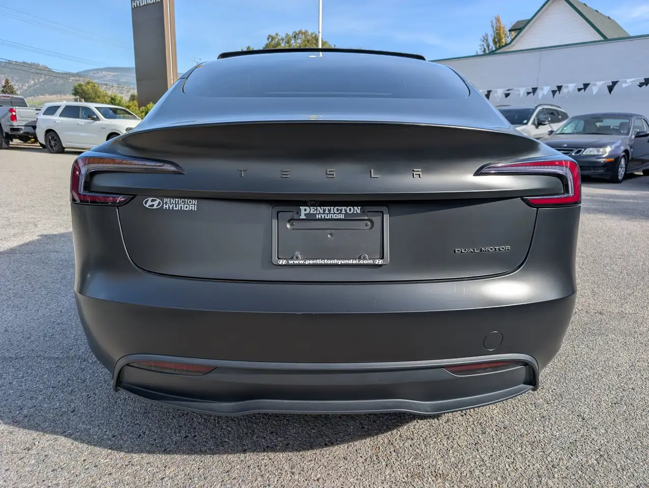Tesla Model 3 - Image 7