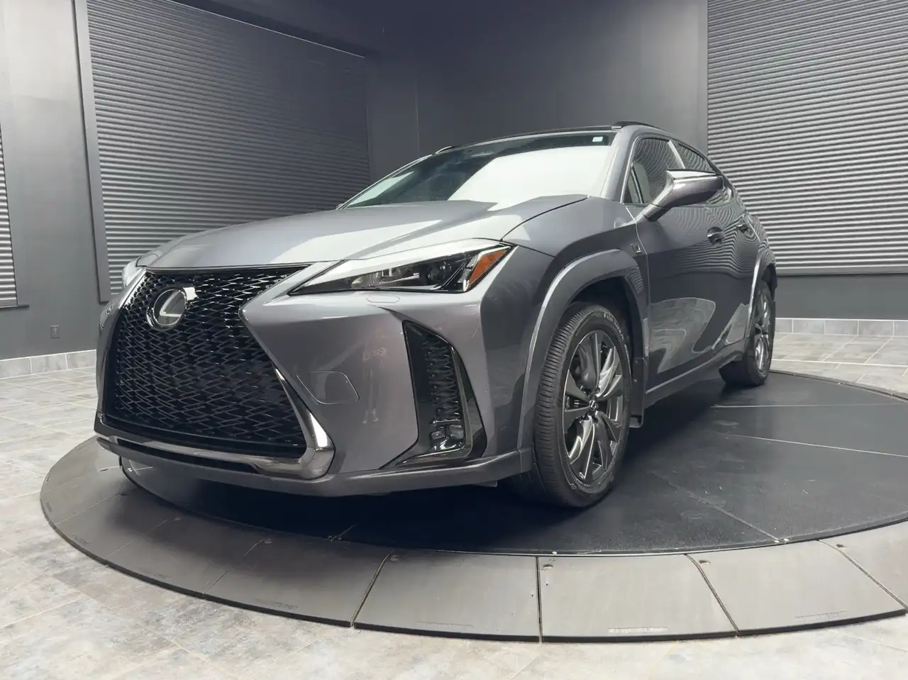 Lexus UX - Image 8