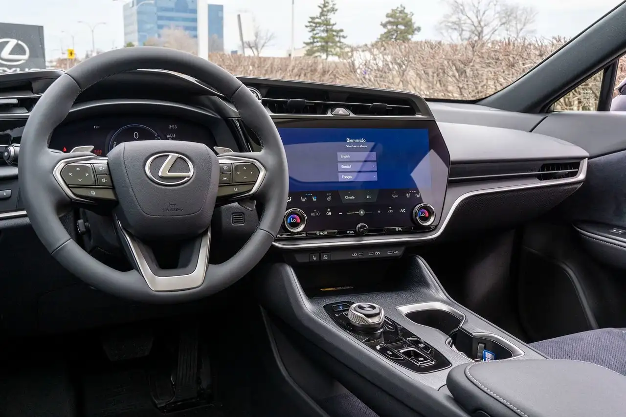 Lexus RZ - Image 14