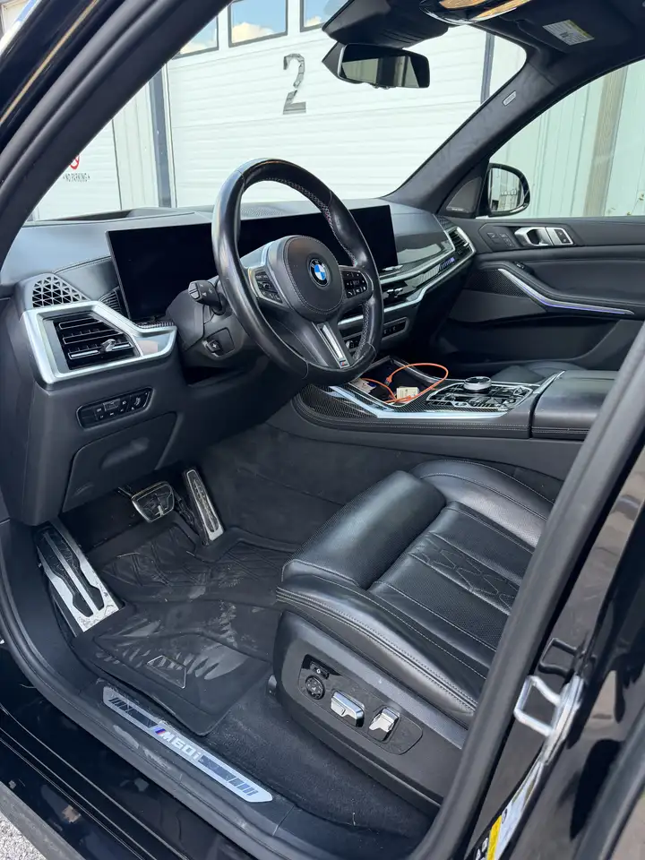 BMW X7 - Image 7