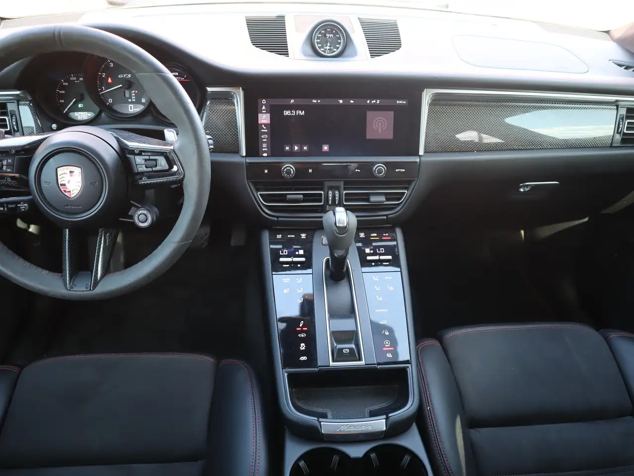 Porsche Macan - Image 15