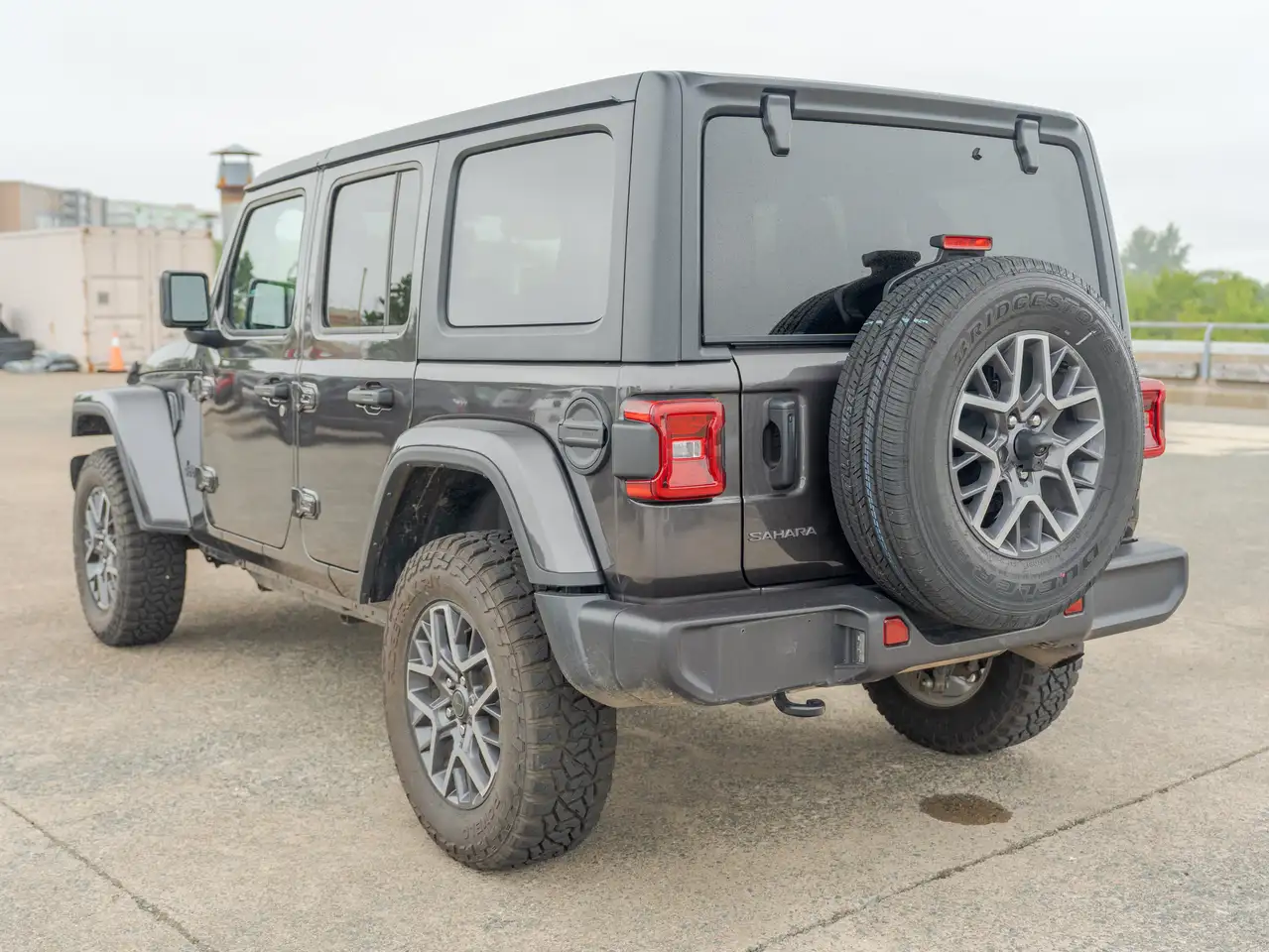 Jeep Wrangler - Image 4