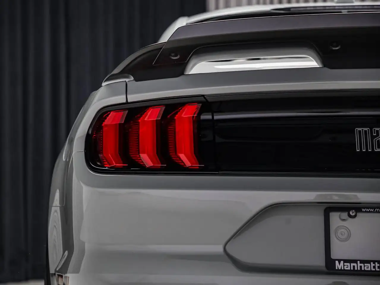 Ford Mustang - Image 18
