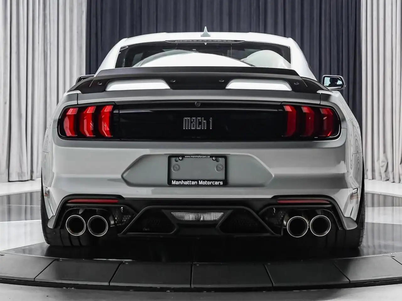 Ford Mustang - Image 6