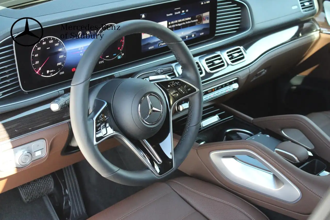 Mercedes-Benz GLE - Image 11