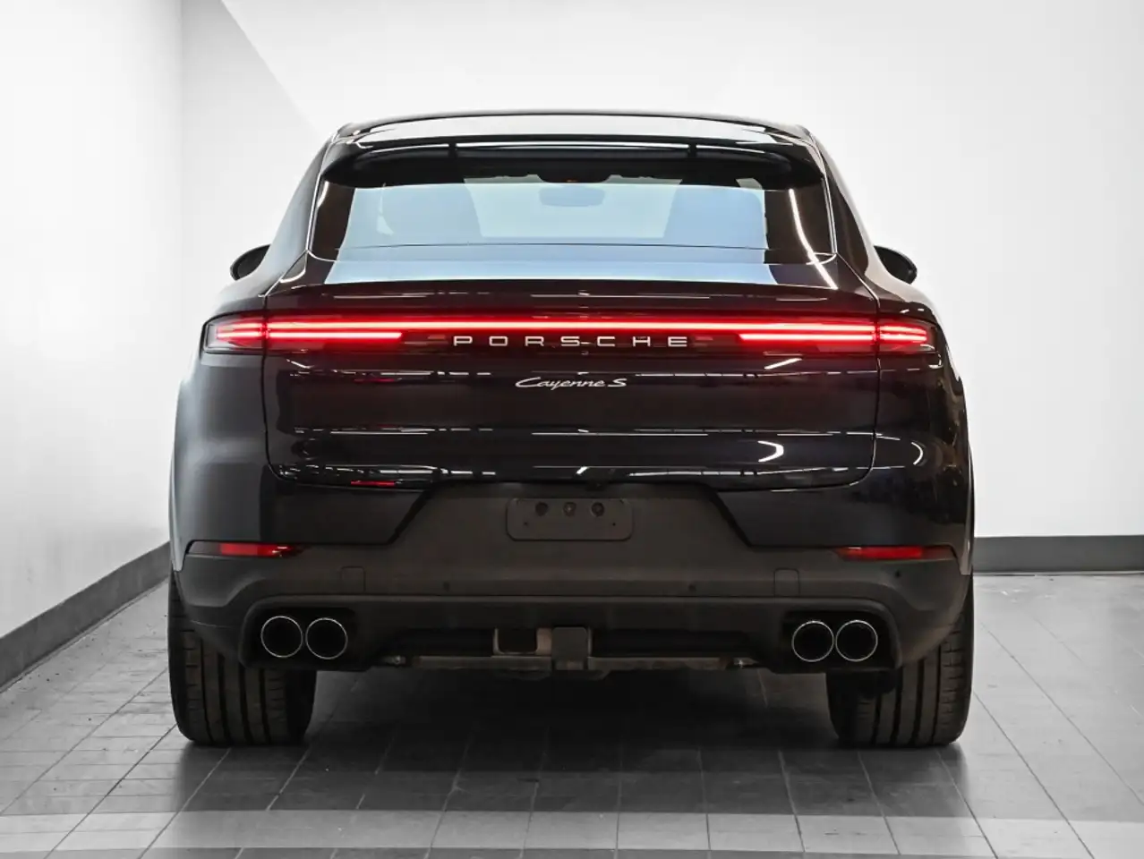 Porsche Cayenne - Image 4