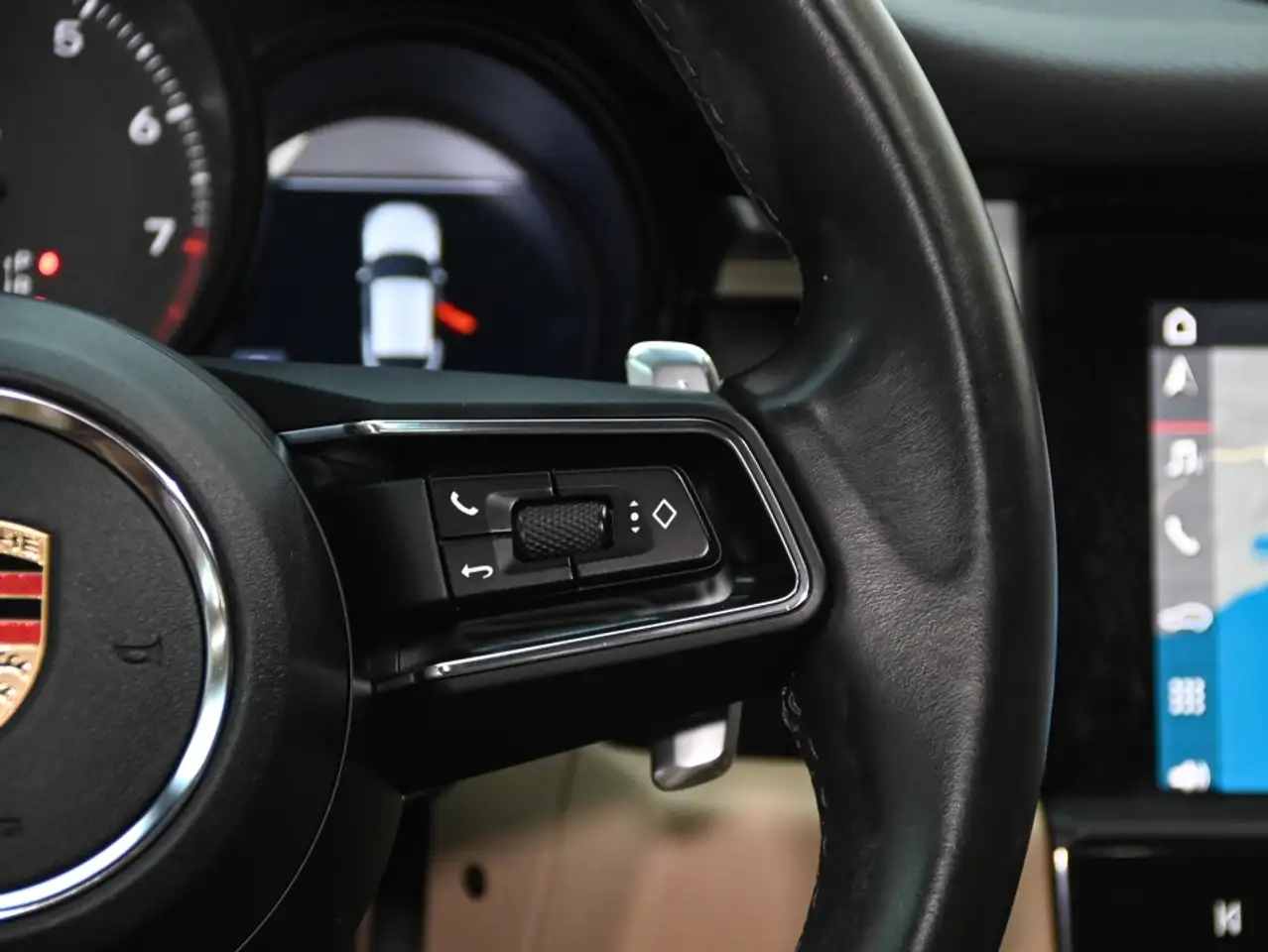 Porsche Macan - Image 25