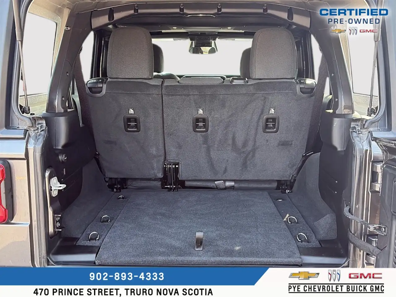 Jeep Wrangler - Image 10