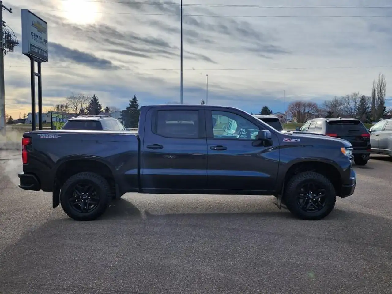 Chevrolet Silverado 1500 - Image 17