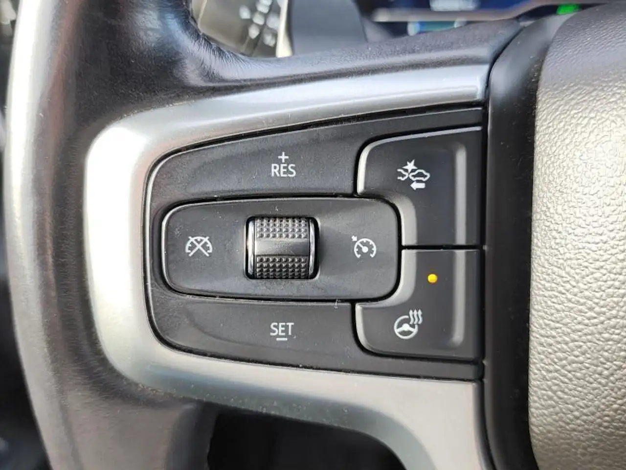 Chevrolet Silverado 1500 - Image 43