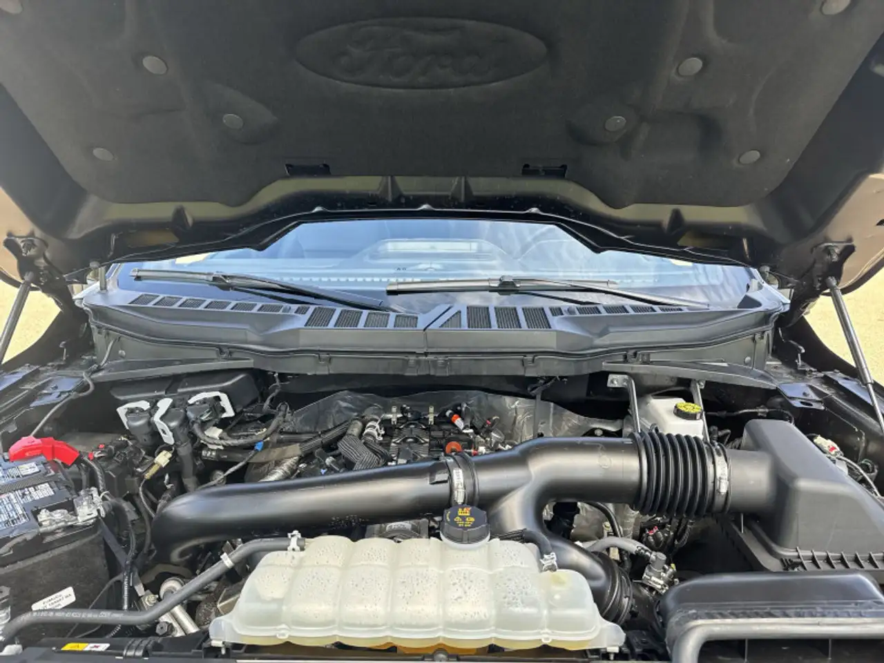 Ford F-150 - Image 17
