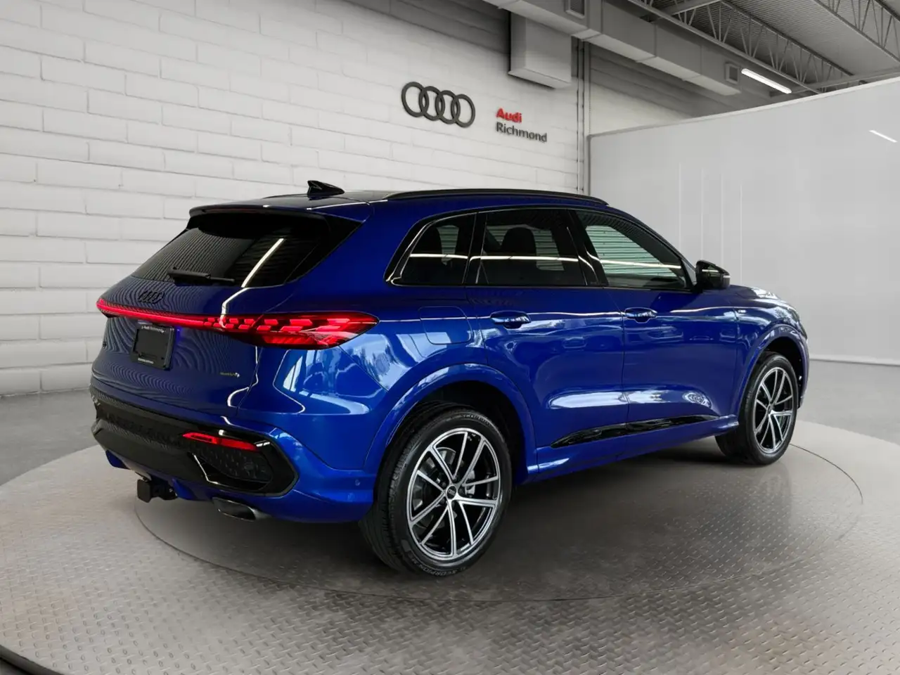 Audi Q5 - Image 5