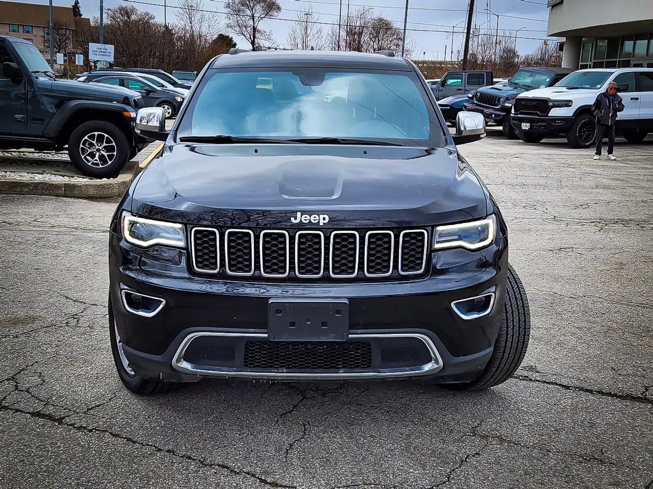 Jeep Grand Cherokee - Image 3