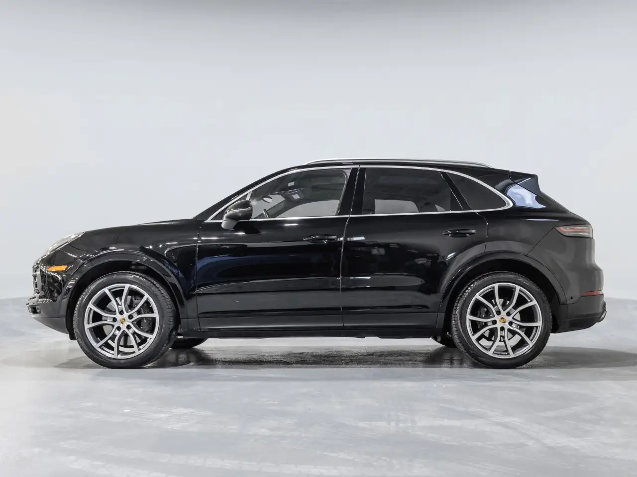 Porsche Cayenne - Image 5