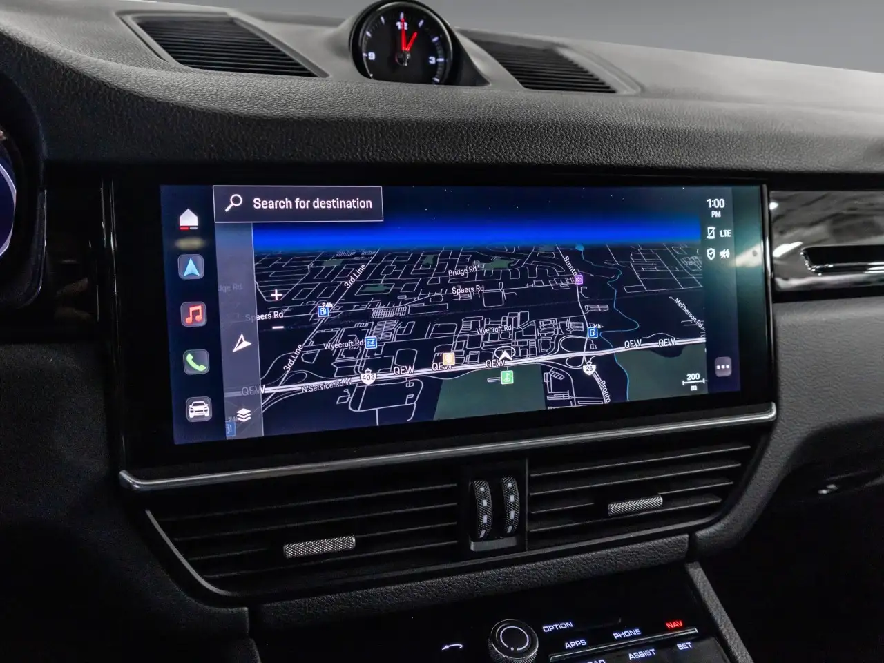 Porsche Cayenne - Image 29