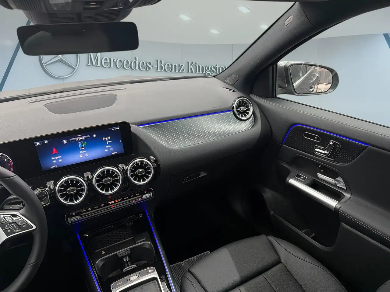 Mercedes-Benz GLA - Image 25