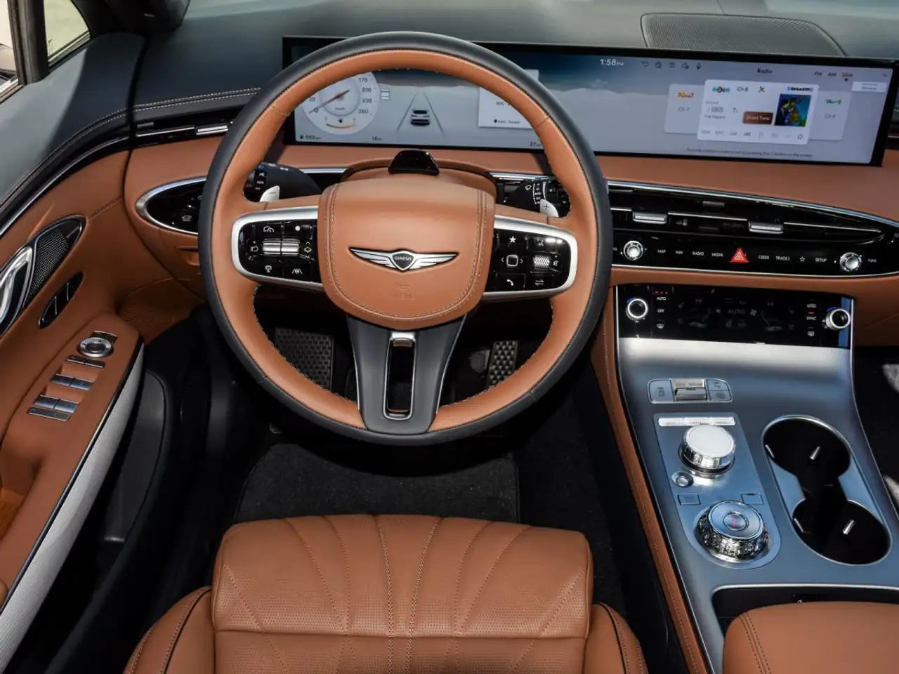 Genesis GV70 - Image 16