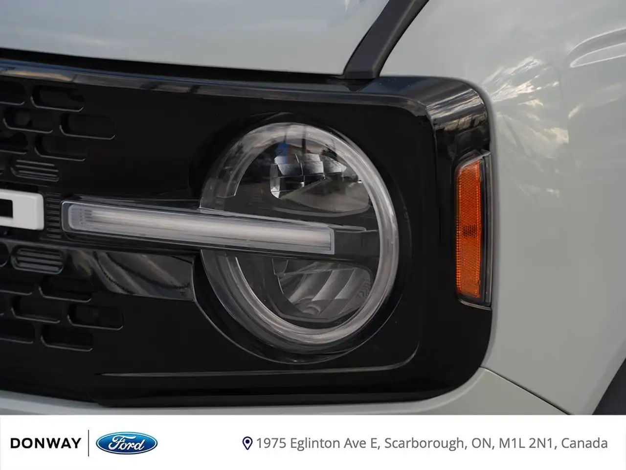 Ford Bronco - Image 8