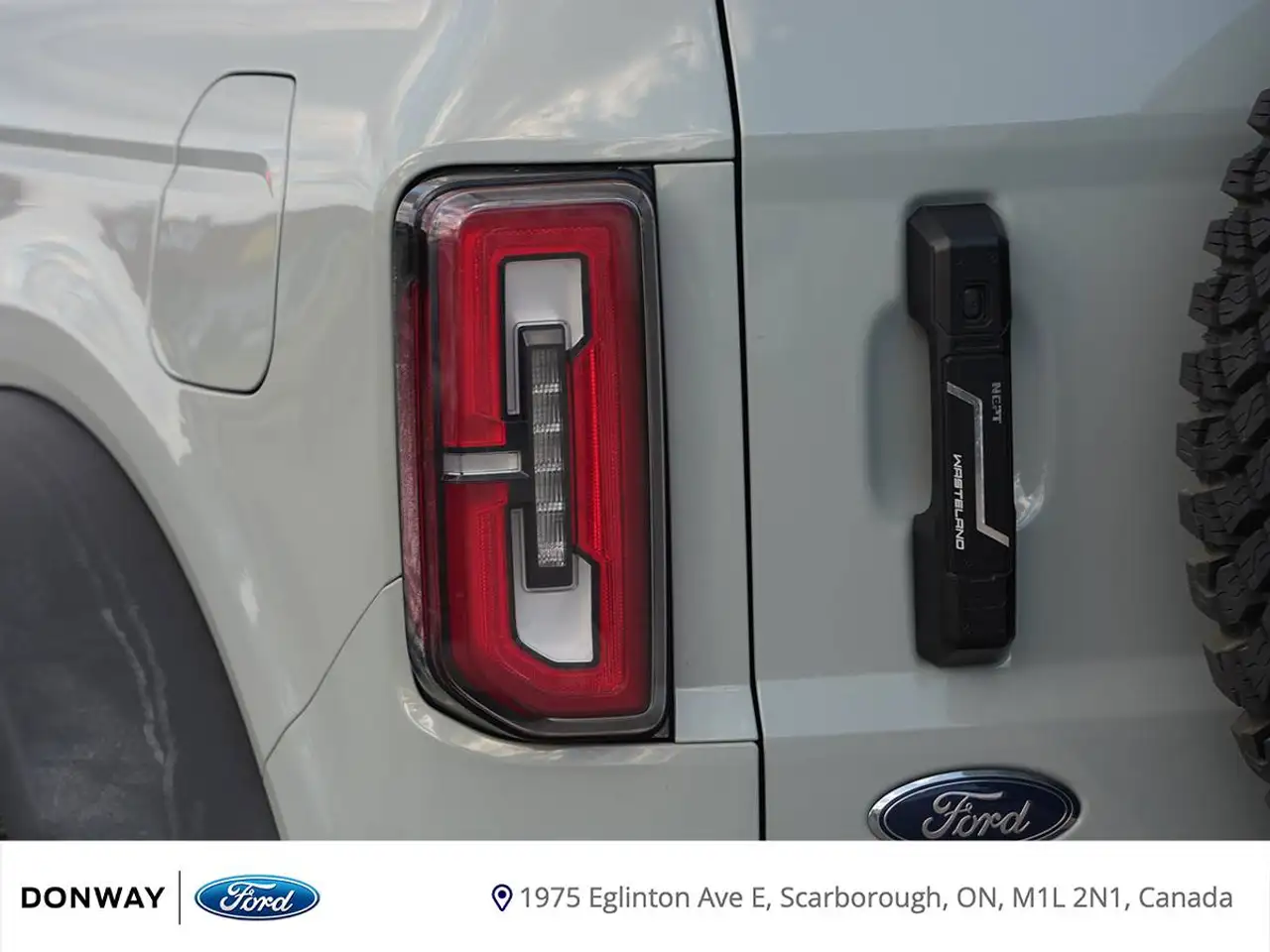 Ford Bronco - Image 6