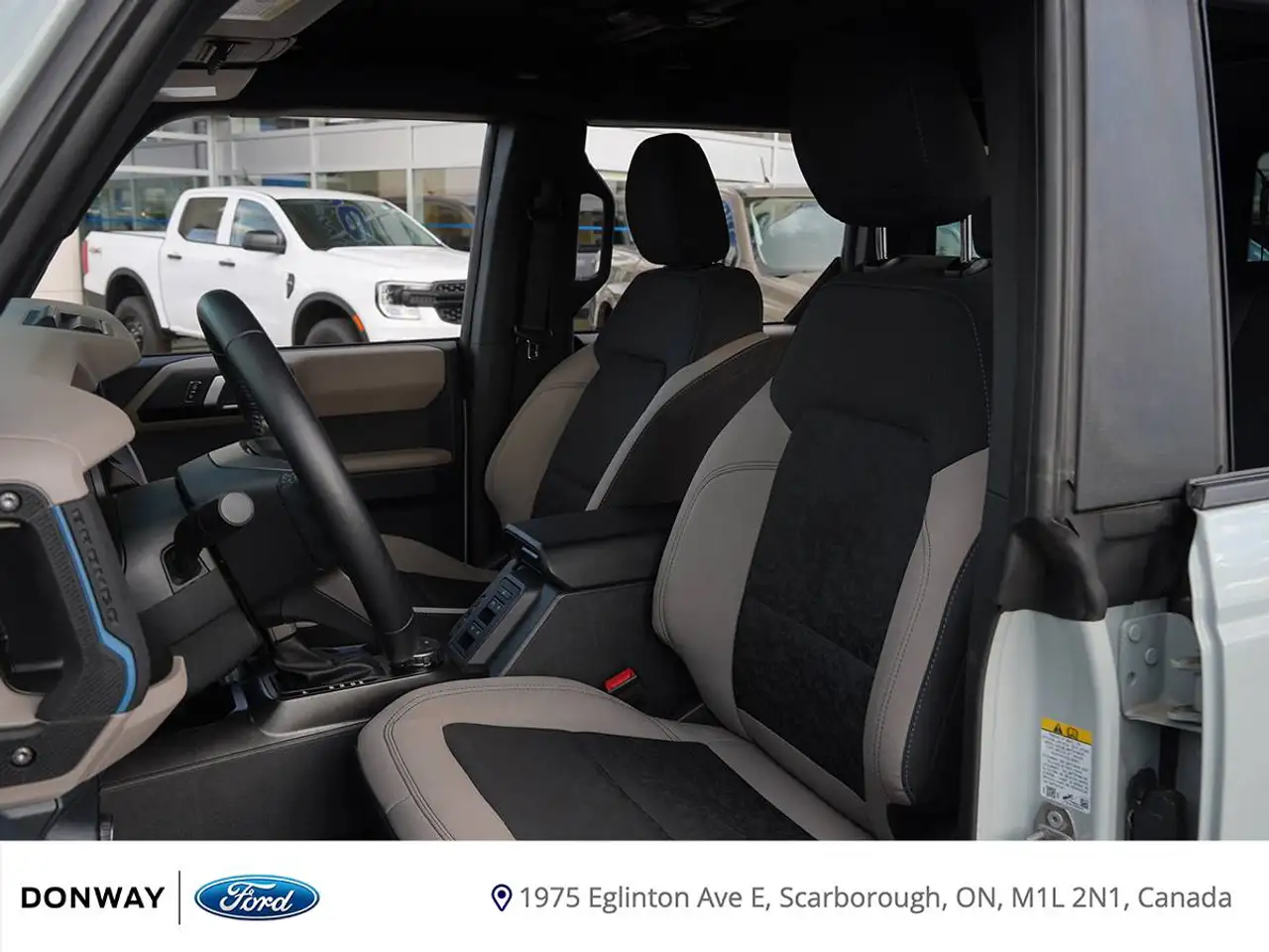 Ford Bronco - Image 11