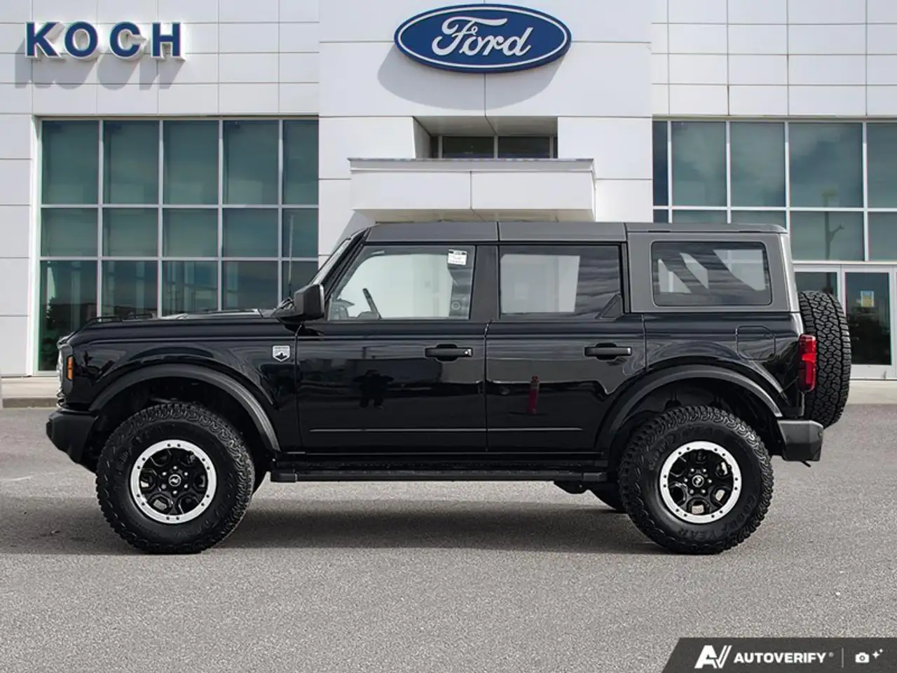 Ford Bronco - Image 3