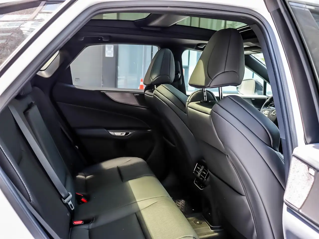 Lexus NX - Image 15