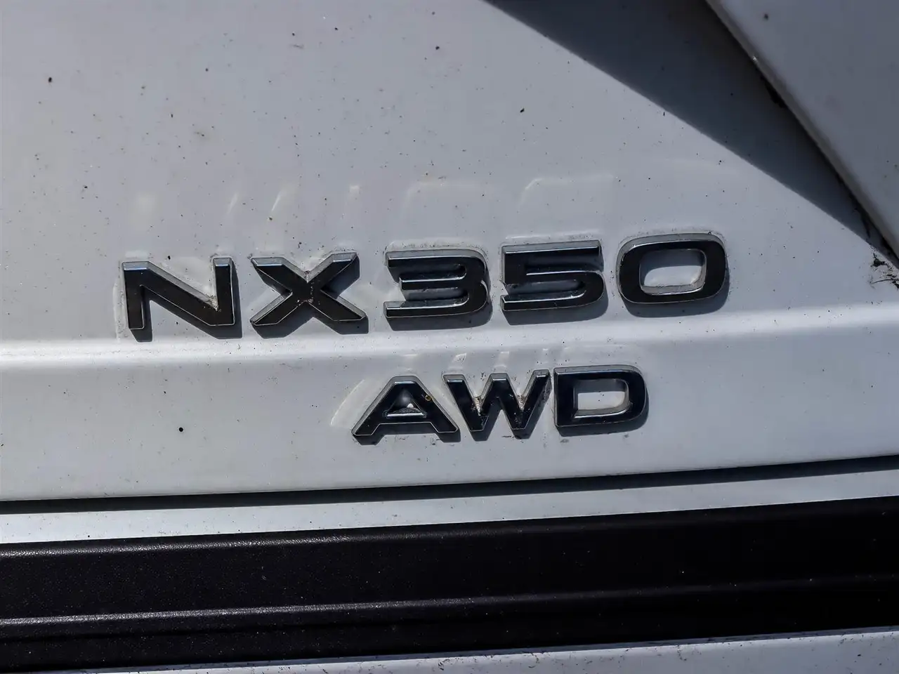 Lexus NX - Image 18