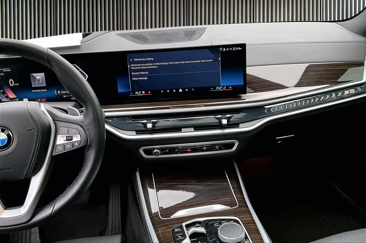 BMW X5 - Image 9