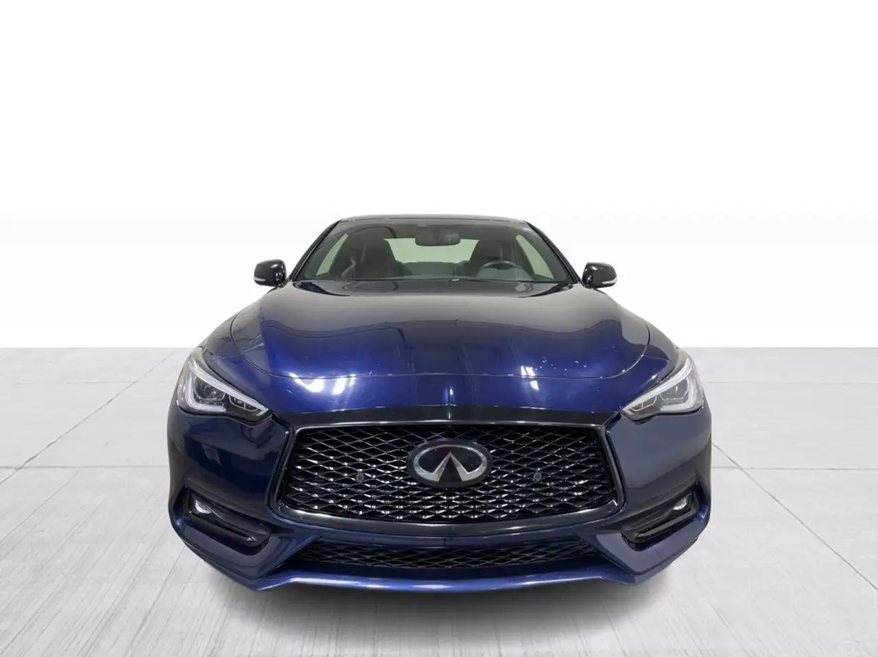 Infiniti Q60 - Image 10