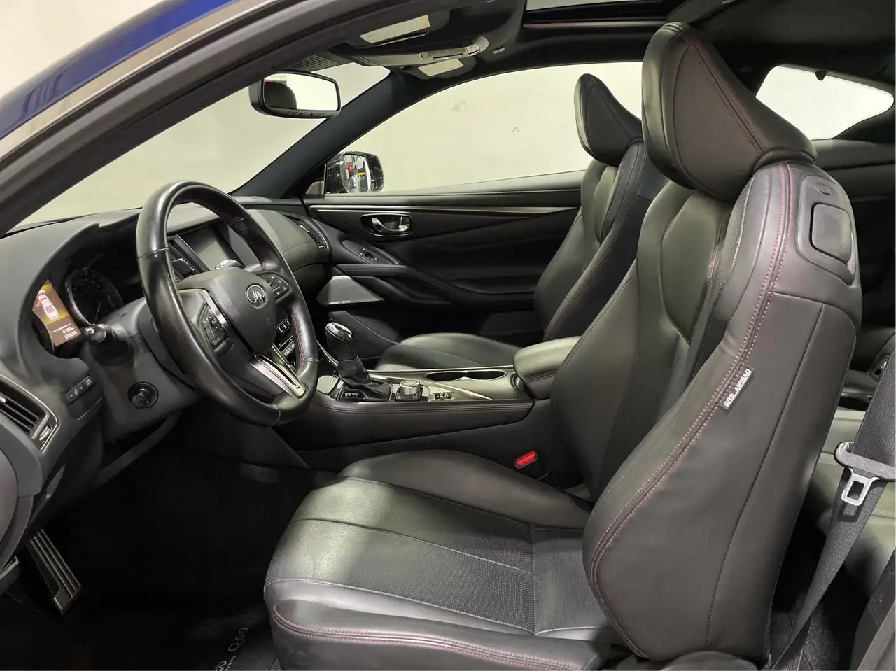 Infiniti Q60 - Image 3